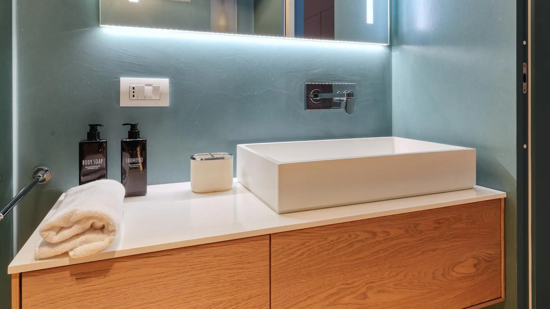 Just Urban Stays - Superb Apartment - Moscova Brera Italy