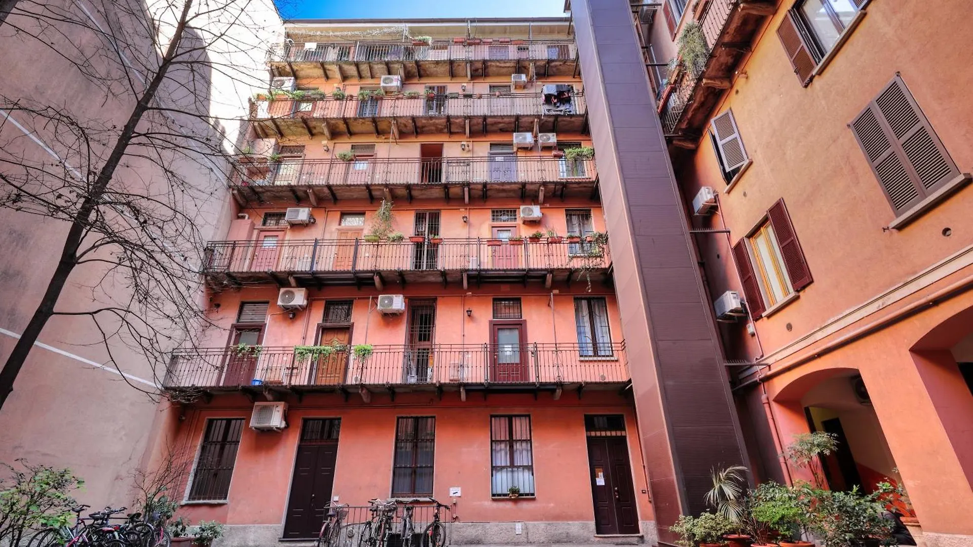 Just Urban Stays - Superb Apartment - Moscova Brera Italy